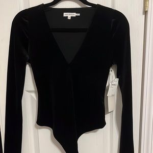 Good American Black velvet bodysuit